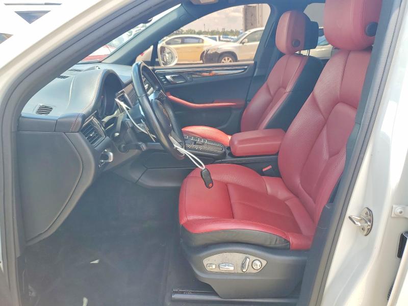 54136026 :رقم المزاد ، WP1AB2A50JLB31383 vin ، 2018 Porsche Macan مزاد بيع