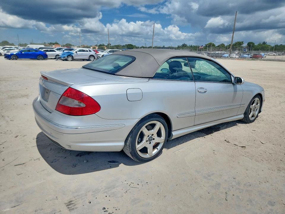 Продажа на аукционе авто 2008 Mercedes-benz Clk, vin: WDBTK72F88T088533, номер лота: 56112006