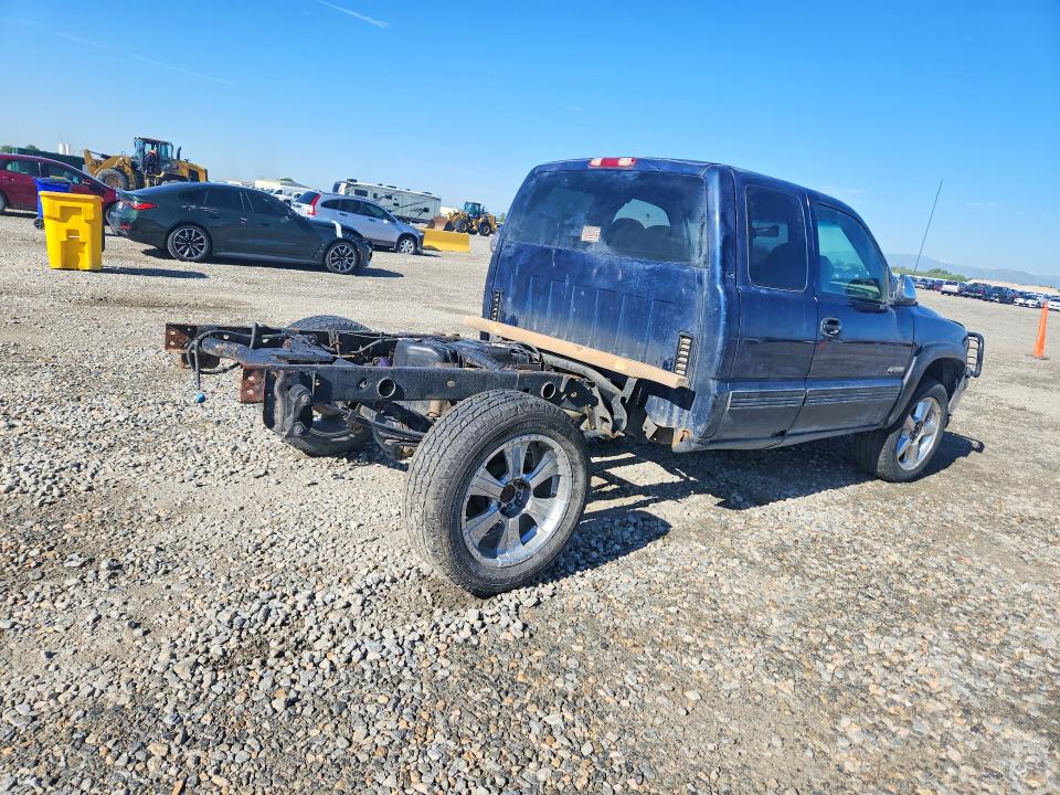 2000 Chevrolet Silverado მანქანა იყიდება აუქციონზე, vin: 1GCEK19T0YE337267, აუქციონის ნომერი: 55857956