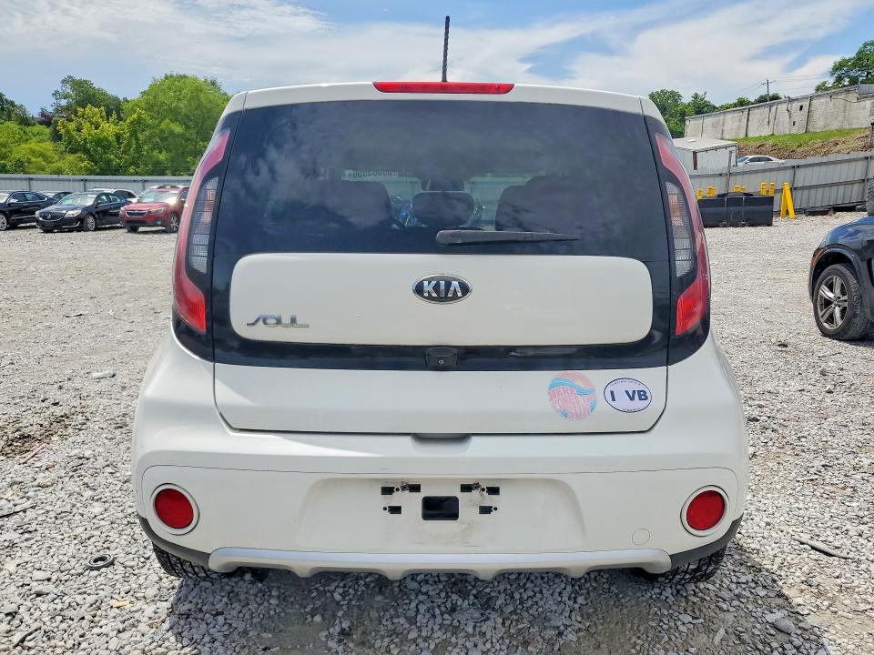 2018 Kia Soul მანქანა იყიდება აუქციონზე, vin: KNDJP3A50J7568768, აუქციონის ნომერი: 58083556