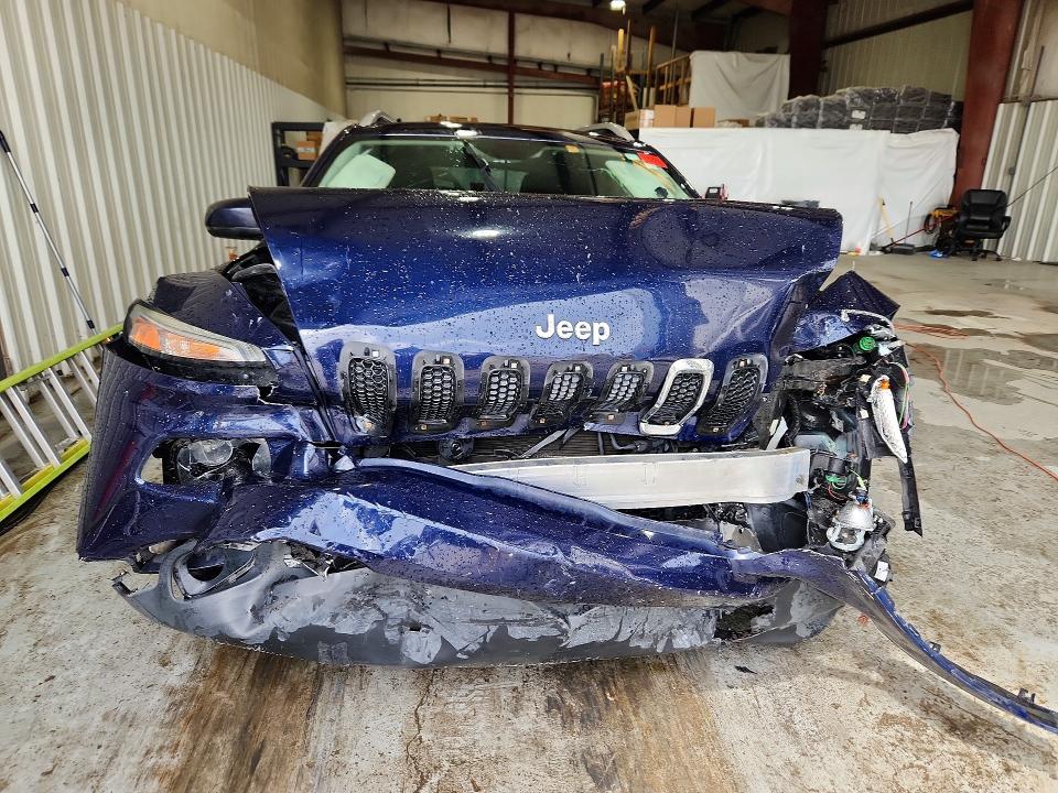 Продажа на аукционе авто 2016 Jeep Cherokee, vin: 1C4PJLCB1GW352070, номер лота: 57011816