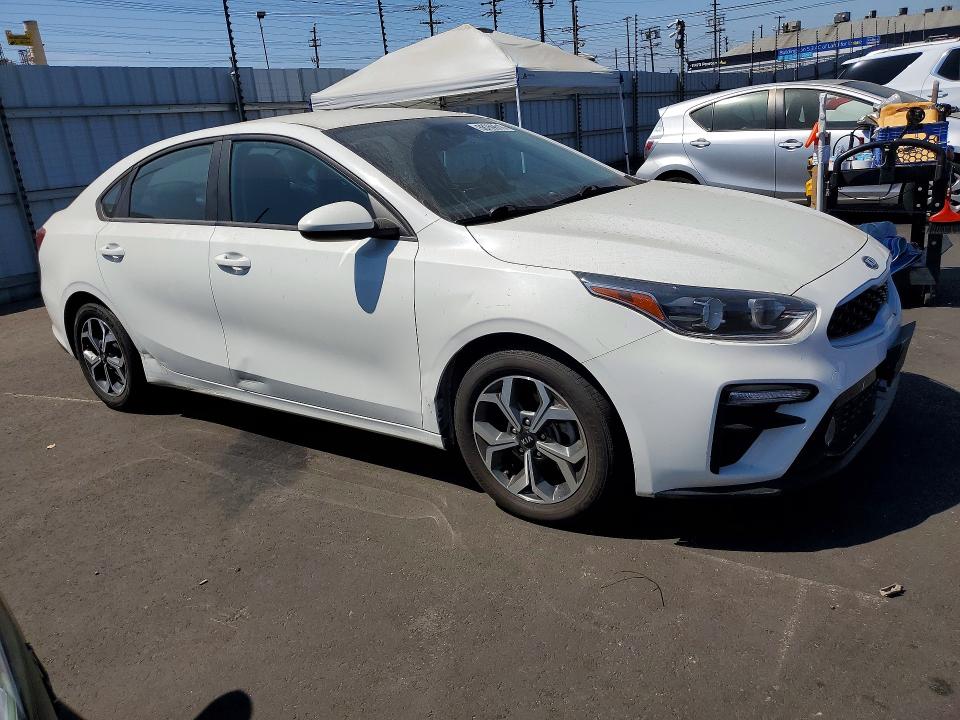 58769616 :رقم المزاد ، 3KPF24AD4ME355571 vin ، 2021 Kia Forte مزاد بيع
