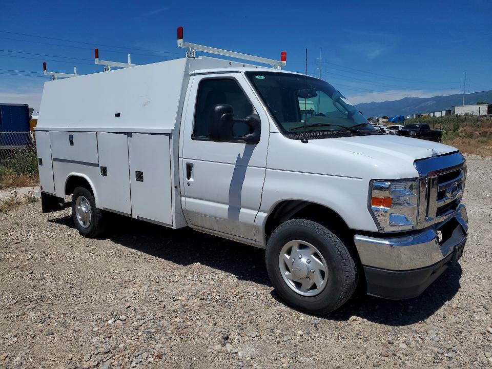 2025 Ford Econoline მანქანა იყიდება აუქციონზე, vin: 1FDWE3FN3SDD04169, აუქციონის ნომერი: 55186376