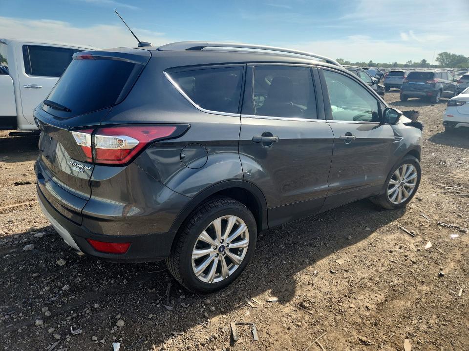 Продажа на аукционе авто 2017 Ford Escape, vin: 1FMCU9J97HUD36487, номер лота: 56094216