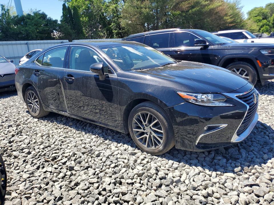 56285296 :رقم المزاد ، 58ABK1GG5HU036092 vin ، 2017 Lexus Es مزاد بيع