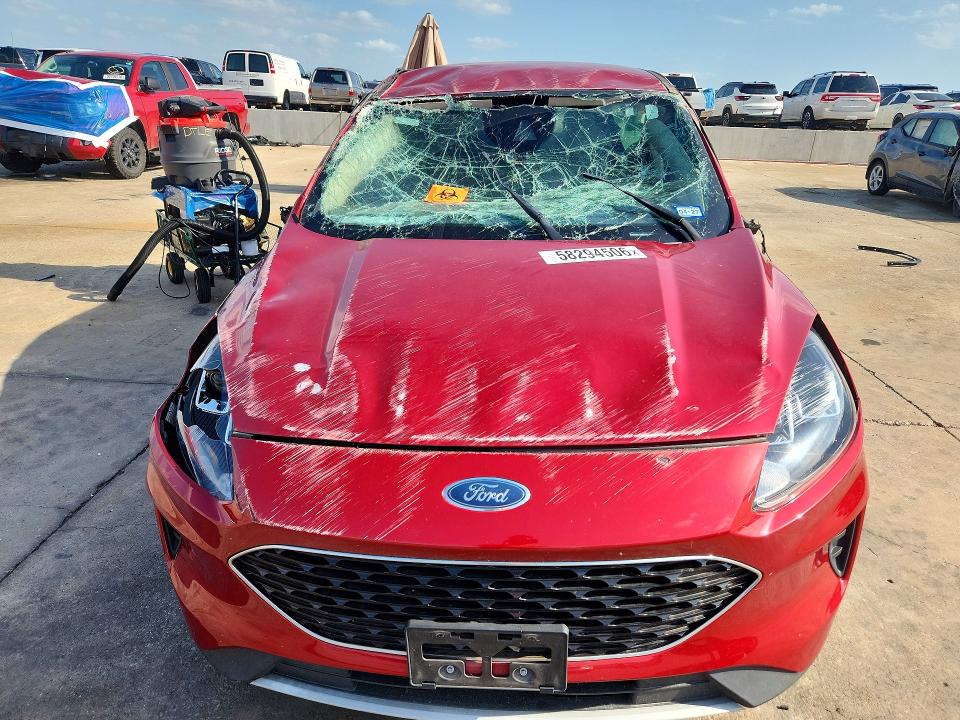 2020 Ford Escape მანქანა იყიდება აუქციონზე, vin: 1FMCU0G67LUB95552, აუქციონის ნომერი: 58294506