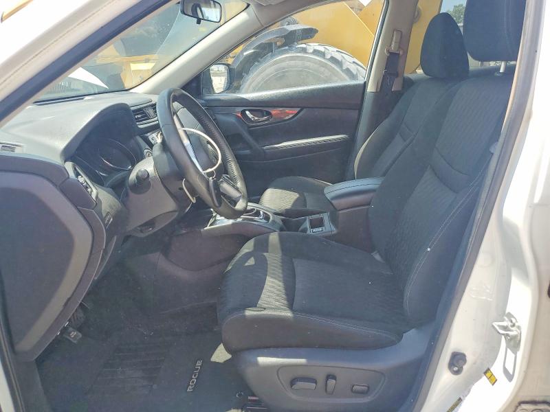 58705236 :رقم المزاد ، KNMAT2MV7HP581111 vin ، 2017 Nissan Rogue مزاد بيع