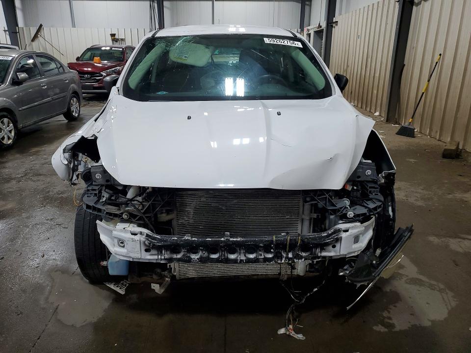 59262756 :رقم المزاد ، 1FMCU0F77GUB38042 vin ، 2016 Ford Escape مزاد بيع