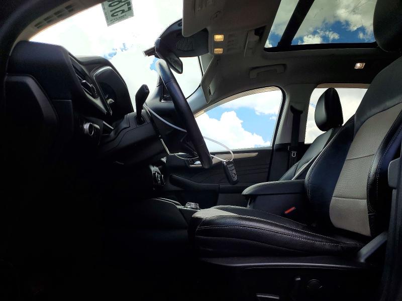 Продаж на аукціоні авто 2021 Ford Escape, vin: 1FMCU9J92MUA09120, номер лоту: 57830266