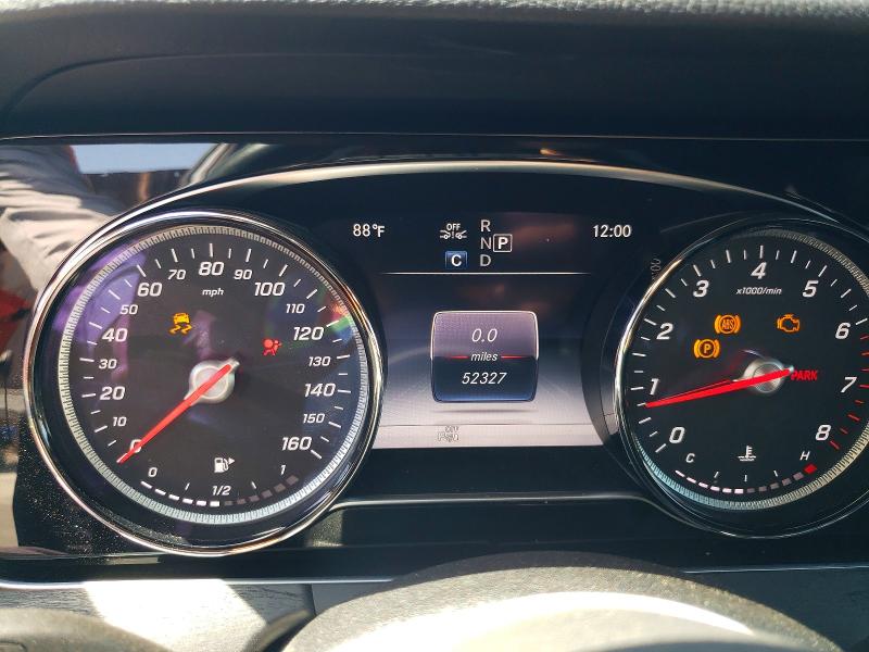 57558436 :رقم المزاد ، WDDZF4JB8KA522522 vin ، 2019 Mercedes-benz E مزاد بيع