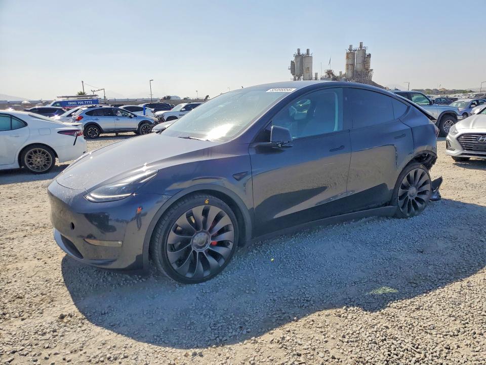 Auction sale of the 2024 Tesla Model Y, vin: 7SAYGDEF9RF050786, lot number: 55466856