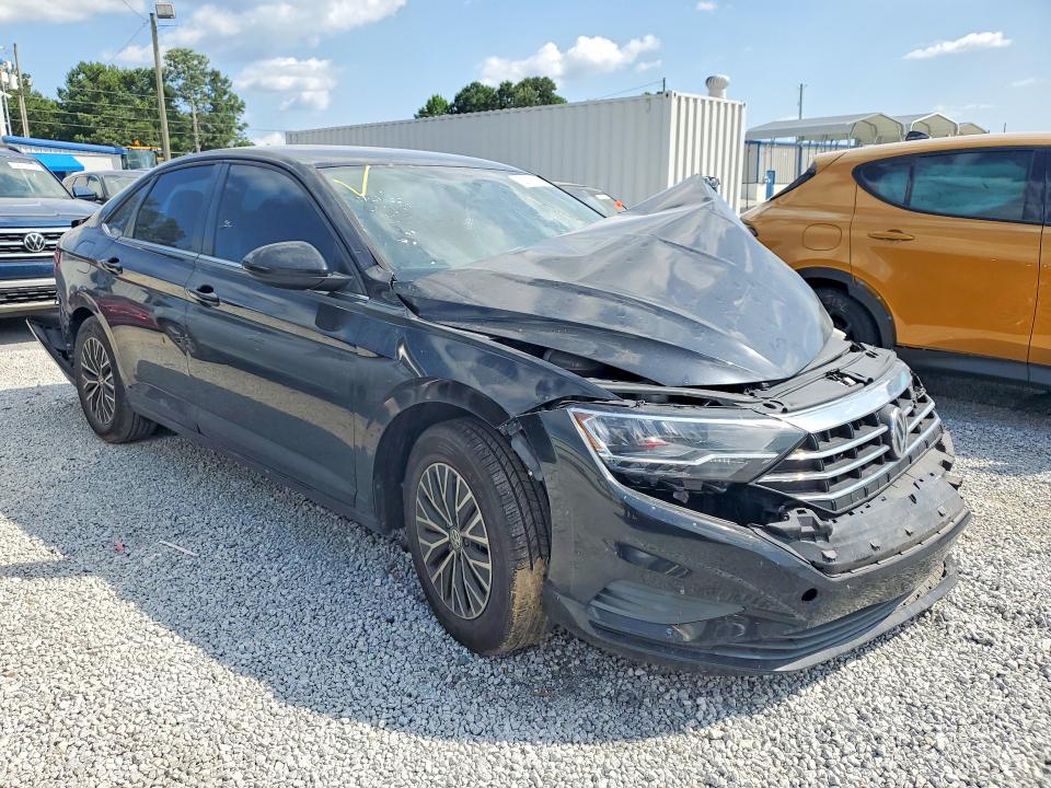 58798736 :رقم المزاد ، 3VWC57BU0MM012656 vin ، 2021 Volkswagen Jetta مزاد بيع