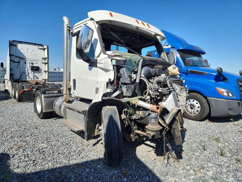 2024 Freightliner Cascadia 116 მანქანა იყიდება აუქციონზე, vin: 3AKBHTDV0RSVK1561, აუქციონის ნომერი: 55472166