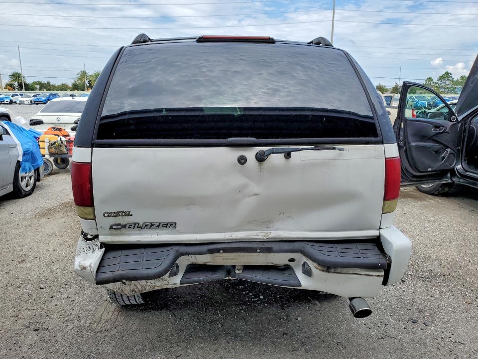 Auction sale of the 2002 Chevrolet Blazer, vin: 1GNCS13W52K141299, lot number: 55773636
