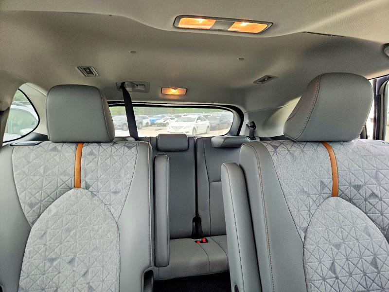 58777596 :رقم المزاد ، 5TDABRCH7PS594341 vin ، 2023 Toyota Highlander مزاد بيع