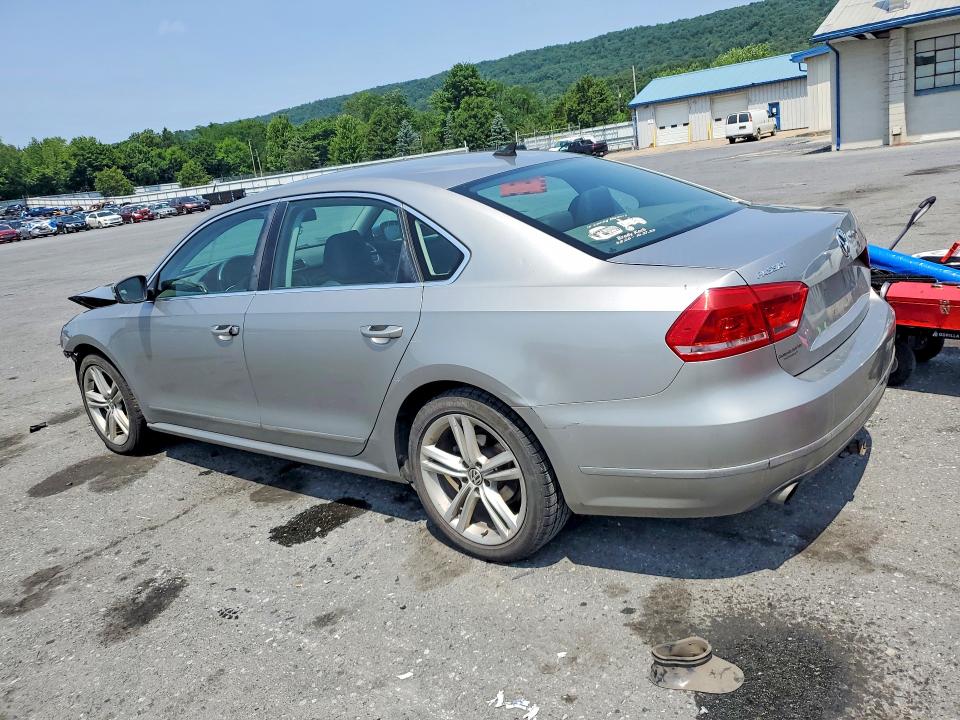Продаж на аукціоні авто 2013 Volkswagen Passat, vin: 1VWCN7A35DC050880, номер лоту: 85622555
