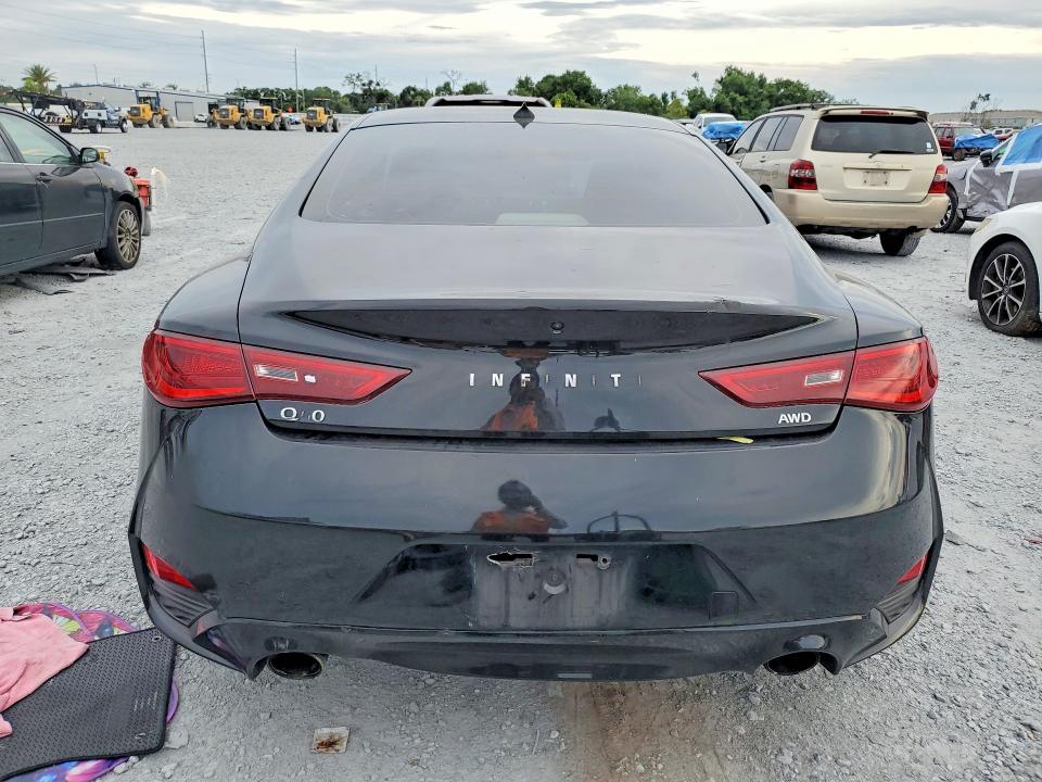 55775216 :رقم المزاد ، JN1EV7EL1JM392129 vin ، 2018 Infiniti Q60 مزاد بيع
