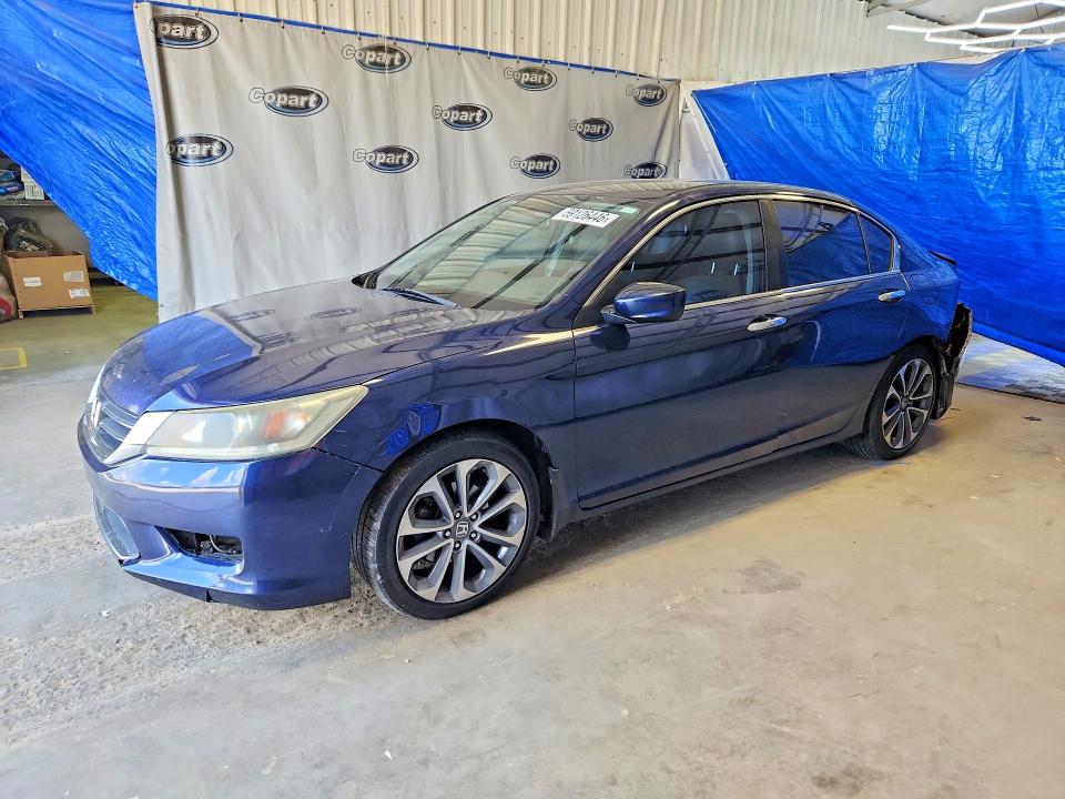 Auction sale of the 2015 Honda Accord, vin: 1HGCR2F5XFA217898, lot number: 59126446