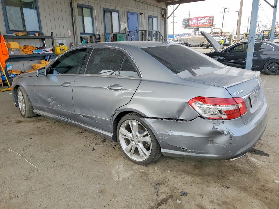 55466186 :رقم المزاد ، WDDHF5KB0CA530387 vin ، 2012 Mercedes-benz E مزاد بيع