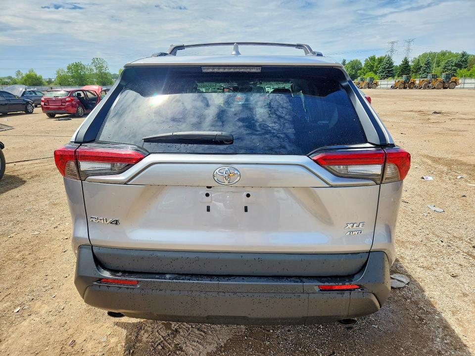 Продажа на аукционе авто 2022 Toyota Rav4, vin: 2T3A1RFV8NC315464, номер лота: 54558656