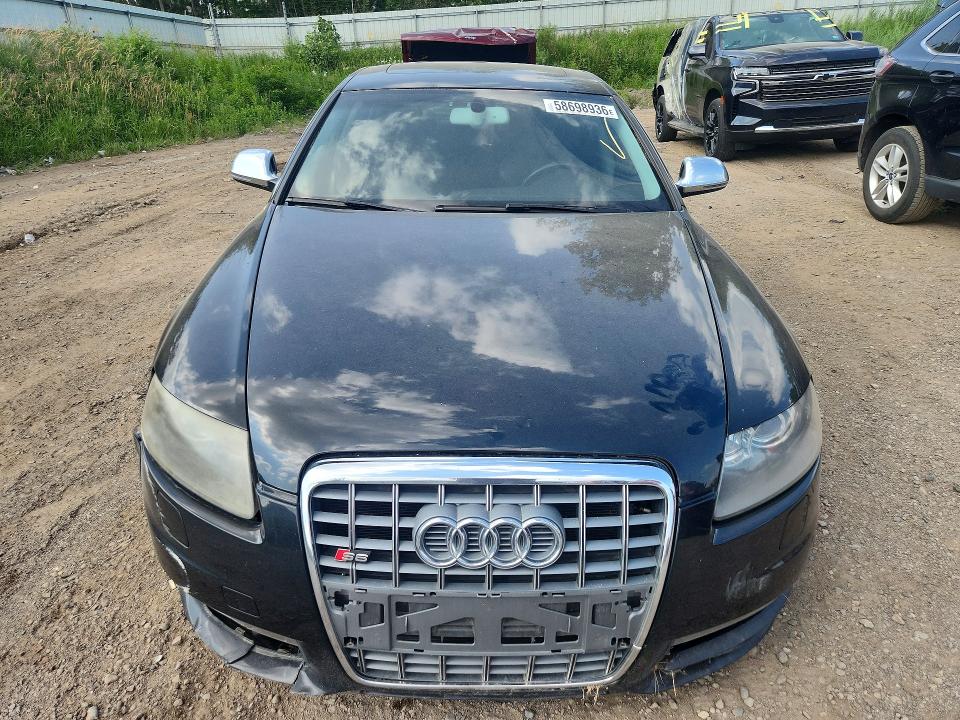 58698936 :رقم المزاد ، WAUBNAFB5BN024029 vin ، 2011 Audi S6 مزاد بيع
