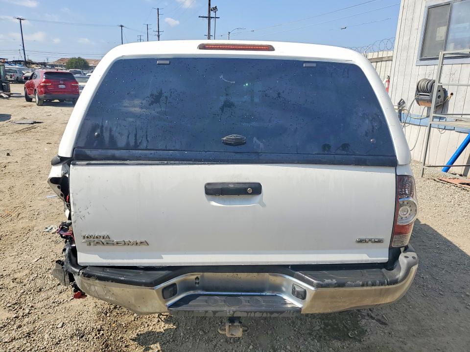 57968546 :رقم المزاد ، 5TFTX4CN8DX032523 vin ، 2013 Toyota Tacoma مزاد بيع
