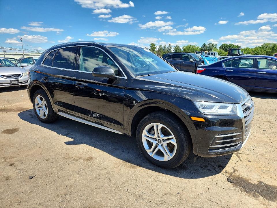 58714796 :رقم المزاد ، WA1BNAFY1J2034459 vin ، 2018 Audi Q5 مزاد بيع