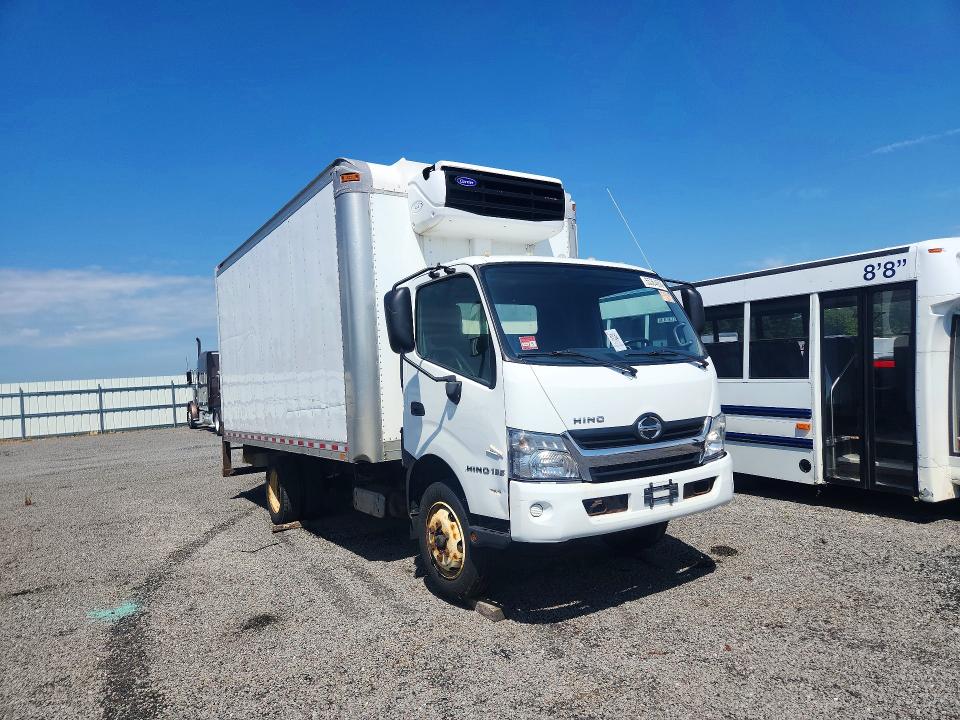 55364656 :رقم المزاد ، JHHRDM2H0JK005725 vin ، 2018 Hino 195 مزاد بيع
