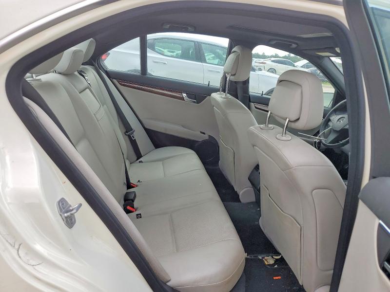 56276796 :رقم المزاد ، WDDGF5GB1BF654402 vin ، 2011 Mercedes-benz 350-class مزاد بيع