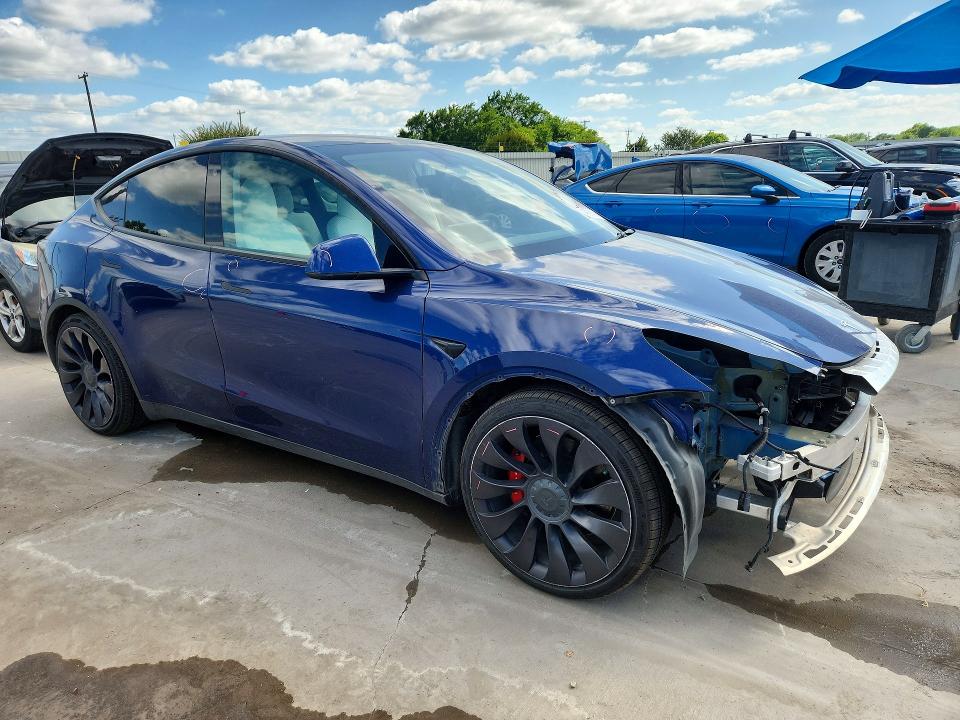 54170016 :رقم المزاد ، 5YJYGDEF5MF270111 vin ، 2021 Tesla Model Y مزاد بيع