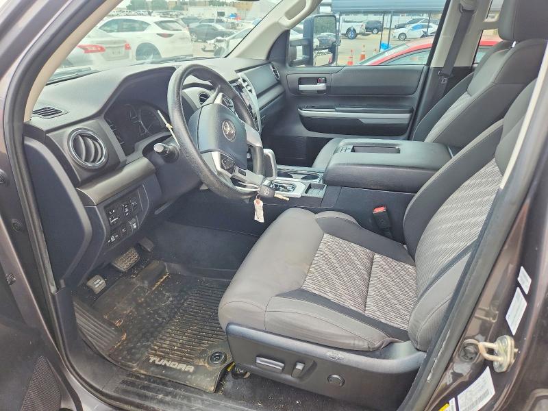 55599196 :رقم المزاد ، 5TFEY5F14LX259159 vin ، 2020 Toyota Tundra مزاد بيع