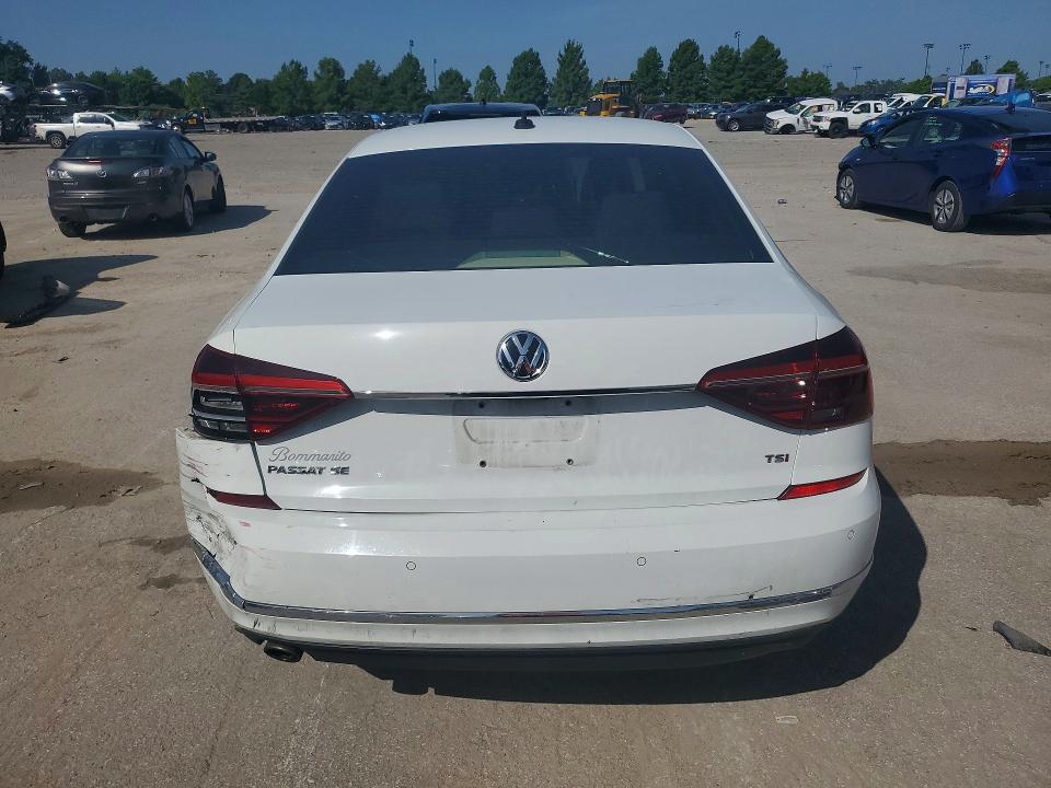 58774156 :رقم المزاد ، 1VWBA7A34JC046774 vin ، 2018 Volkswagen Passat مزاد بيع
