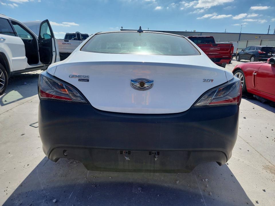 2014 Hyundai Genesis Coupe მანქანა იყიდება აუქციონზე, vin: KMHHT6KD2EU117118, აუქციონის ნომერი: 57703816