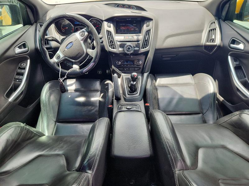 55574606 :رقم المزاد ، 1FADP3L9XEL212375 vin ، 2014 Ford Focus مزاد بيع