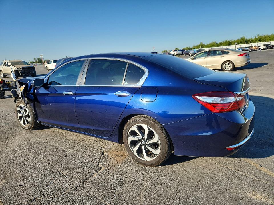 58130826 :رقم المزاد ، 1HGCR2F73GA184200 vin ، 2016 Honda Accord مزاد بيع