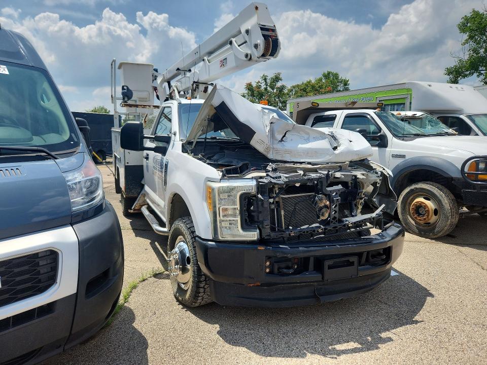 2017 Ford F350 მანქანა იყიდება აუქციონზე, vin: 1FDRF3H67HDA04594, აუქციონის ნომერი: 85990405