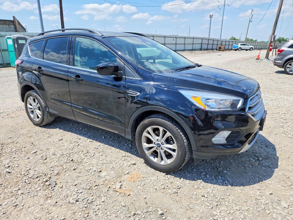 Продаж на аукціоні авто 2018 Ford Escape, vin: 1FMCU0GD3JUC30776, номер лоту: 56510866