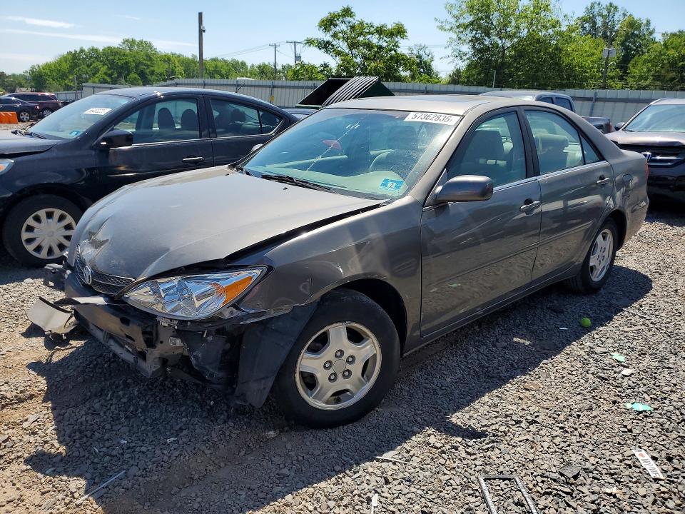 2002 Toyota Camry მანქანა იყიდება აუქციონზე, vin: 4T1BF32KX2U519376, აუქციონის ნომერი: 57362836