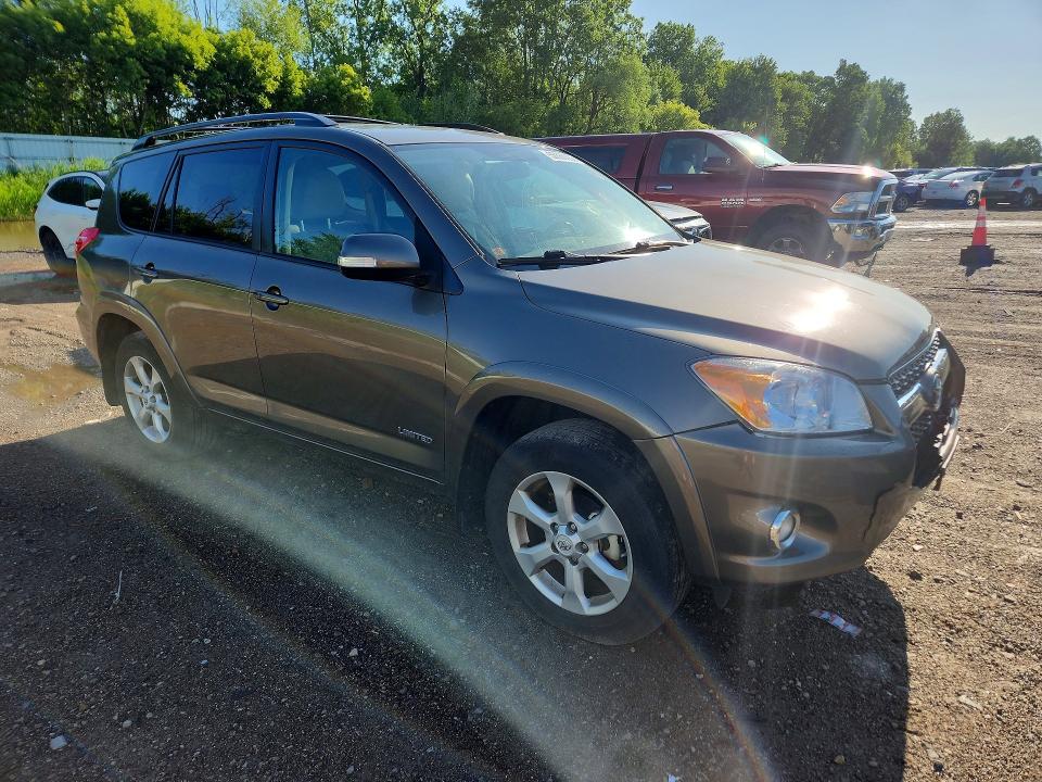 56360036 :رقم المزاد ، 2T3DF4DV6BW149802 vin ، 2011 Toyota Rav4 مزاد بيع