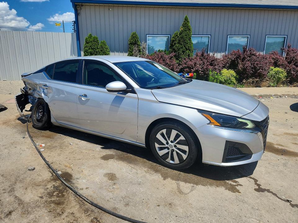 2023 Nissan Altima მანქანა იყიდება აუქციონზე, vin: 1N4BL4BV5PN374364, აუქციონის ნომერი: 57446486