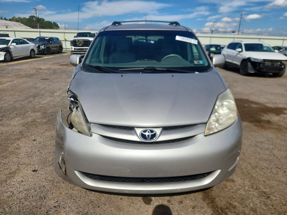2009 Toyota Sienna მანქანა იყიდება აუქციონზე, vin: 5TDBK22C29S026907, აუქციონის ნომერი: 58080216