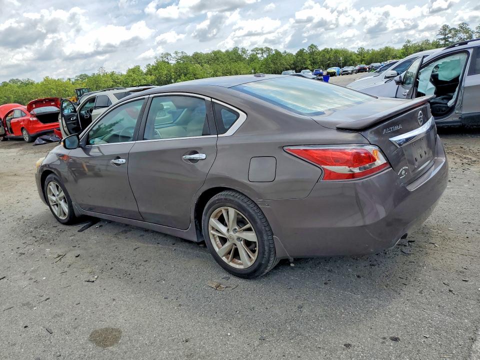 58683836 :رقم المزاد ، 1N4AL3AP8FC257235 vin ، 2015 Nissan Altima مزاد بيع