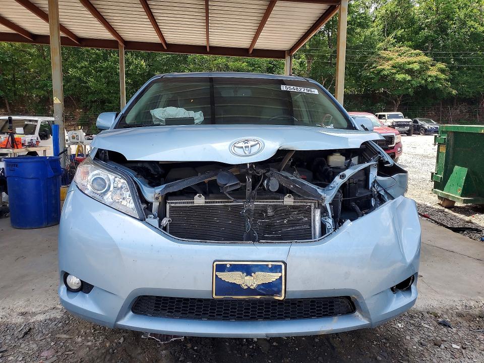 Продажа на аукционе авто 2017 Toyota Sienna, vin: 5TDYZ3DCXHS871186, номер лота: 55482796