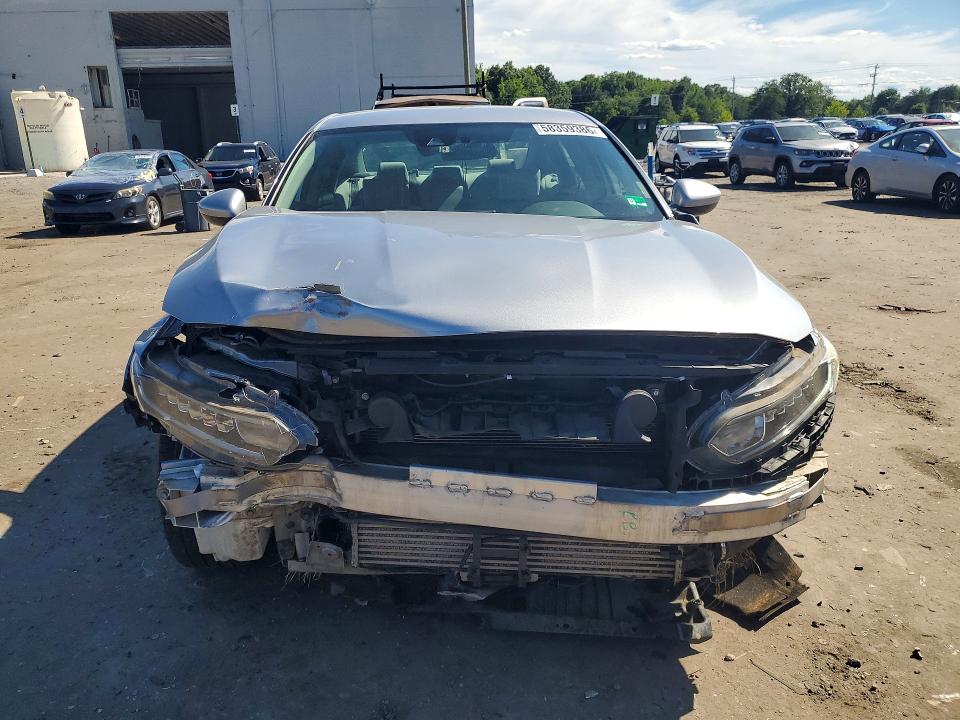 Продажа на аукционе авто 2018 Honda Accord 4d, vin: 1HGCV1F15JA141342, номер лота: 58359386