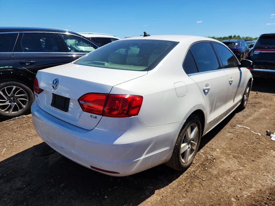 57927976 :رقم المزاد ، 3VWLL7AJ5DM381400 vin ، 2013 Volkswagen Jetta مزاد بيع