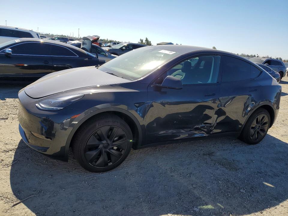 2024 Tesla Model Y მანქანა იყიდება აუქციონზე, vin: 7SAYGDED2RF153353, აუქციონის ნომერი: 58122796