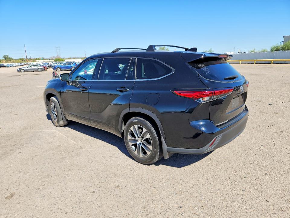 2022 Toyota Highlander მანქანა იყიდება აუქციონზე, vin: 5TDHZRAH6NS118446, აუქციონის ნომერი: 59018496