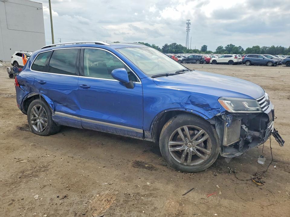 Продажа на аукционе авто 2016 Volkswagen Touareg, vin: WVGEP9BP0GD003737, номер лота: 56828586