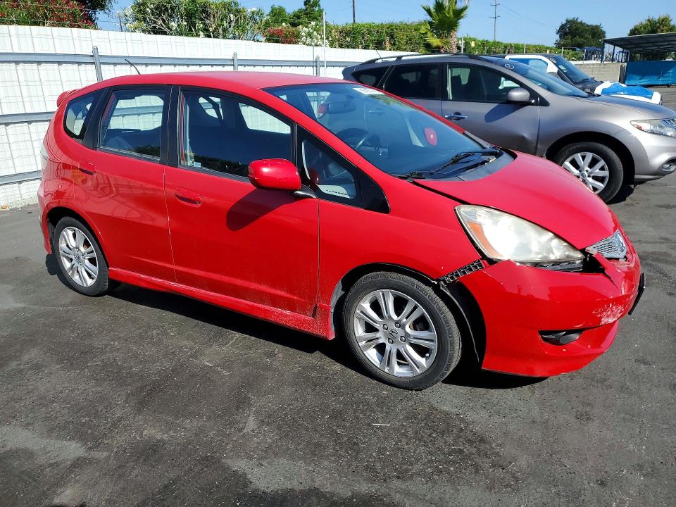 Продажа на аукционе авто 2011 Honda Fit, vin: JHMGE8H58BC011827, номер лота: 56322146
