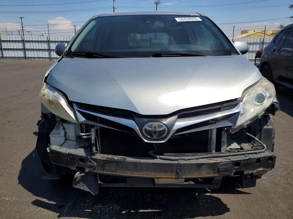 58434036 :رقم المزاد ، 5TDKZ3DC7KS998961 vin ، 2019 Toyota Sienna مزاد بيع